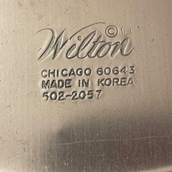 Wilton Christmas Bell Cake Pan - Vintage - Picture 4 of 4